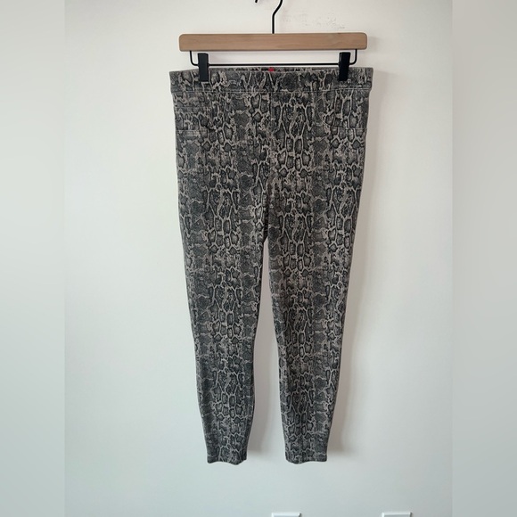 SPANX Snake Print Straight Leg Jegging Pants - Picture 7 of 8